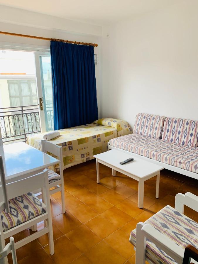 Apartamentos Ebusus Santa Eulària des Riu Extérieur photo